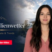 Immobilienwetter – aktuelle Marktupdates und Trends zum Immobilienmarkt mit Immobilienexpertin vor moderner Wohnimmobilie.